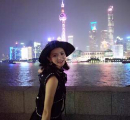 美女直播间后起之秀 扶摇直上只因为他1